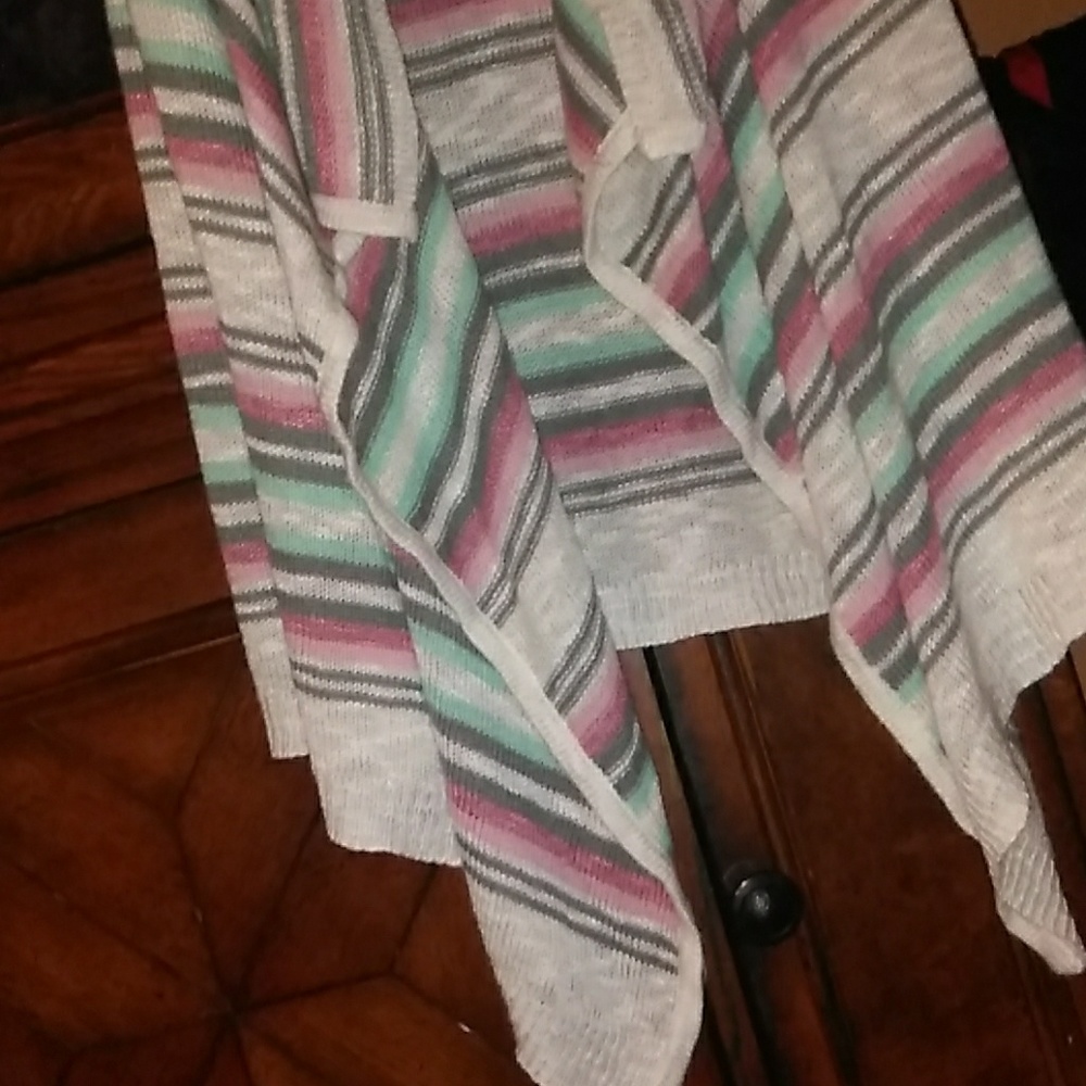 Rue21 Striped Sleeveless cardigan